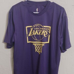 NBA Los Angeles Lakers Men's Purple Size Large T-Shirt.